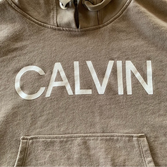Calvin Klein Logo Cropped Hoodie - Picture 10 of 14